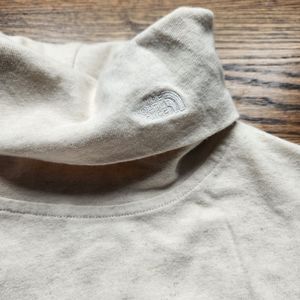 THE NORTH FACE WOODSIDE HEMP LONG SLEEVE TURTLENECK